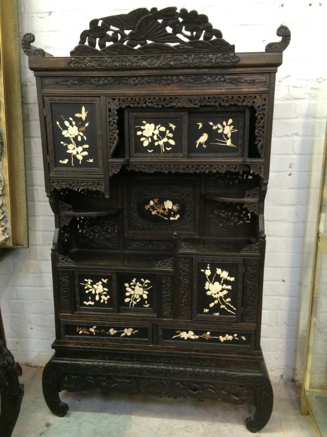 Oriental Style Cabinet In Wood Black Lacquer Inlaid China End