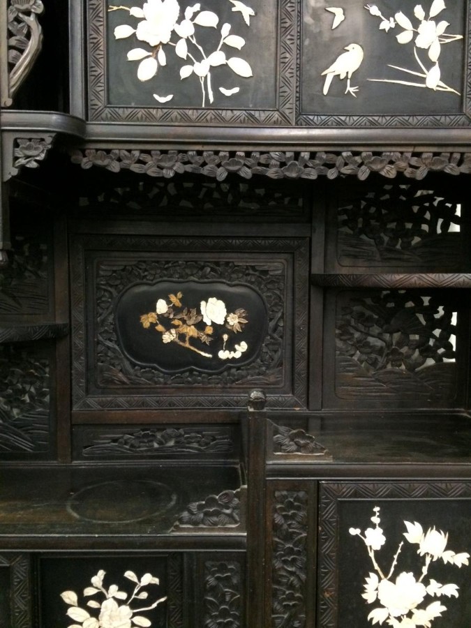 Oriental Style Cabinet In Wood Black Lacquer Inlaid China End