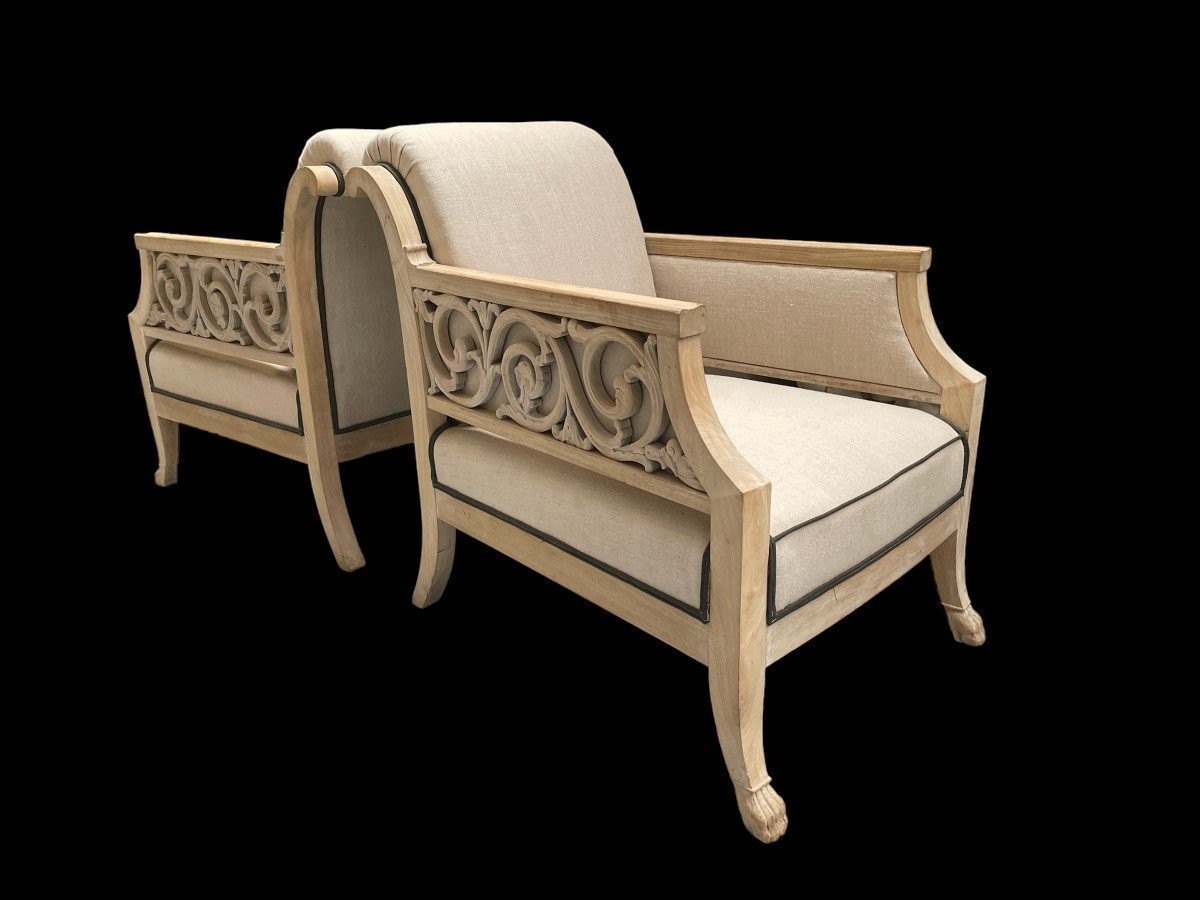 Pair of Danish design armchairs signed 1940. Armchairs covered with a new tapestry. The armchairs have a plate at the bottom. : Frederik Staermose Mobelfabric Odense Dimensions: Height: 86 cm Width : 66 cm Depth: 86 cm Comfortable seats