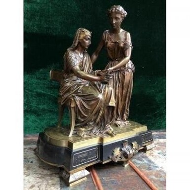 A 19th century bronze decorative sculpture of 2 figures returning from Egypt. Double sculpture with Egyptian representation on a black marble / bronze base. Unsigned Dimensions: Height: 51 cm Width: 40 cm Depth: 26 cm Napoleon III period
