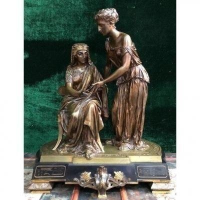 A 19th century bronze decorative sculpture of 2 figures returning from Egypt. Double sculpture with Egyptian representation on a black marble / bronze base. Unsigned Dimensions: Height: 51 cm Width: 40 cm Depth: 26 cm Napoleon III period