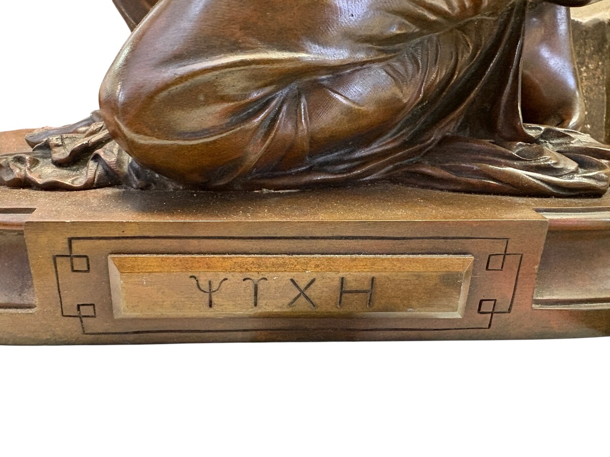 A lovely bronze sculpture entitled ‘Nymph’, by E. Laurent, 19thC. This is a nice antique bronze sculpture by Eugène Laurent, entitled ‘Psyche’, cast in bronze and featuring only a beautiful patina