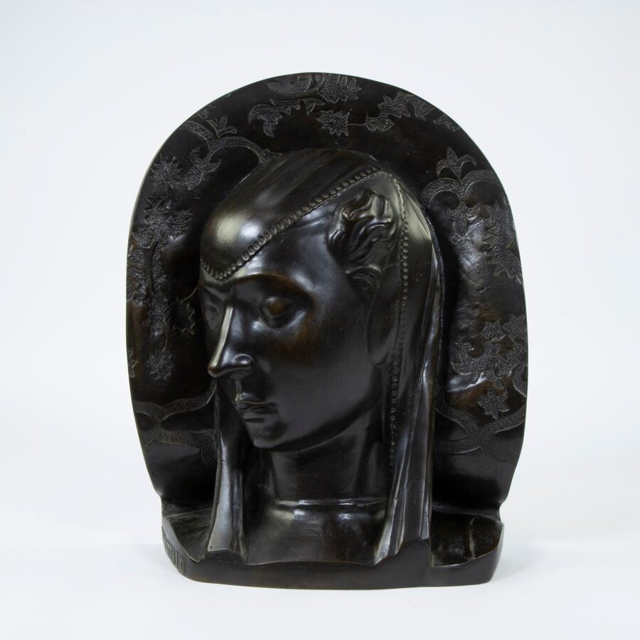 Bas-relief depicting a noble lady in bronze after Donatello, 1880–1900 Brown patinated bronze bas-relief depicting a noble Burgundian lady with the inscription DONATELLO on the side (circa 1386-1466) 