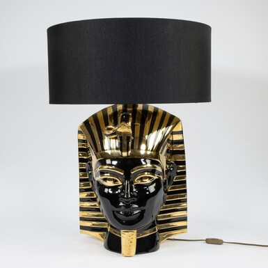 Decorative table lamp 