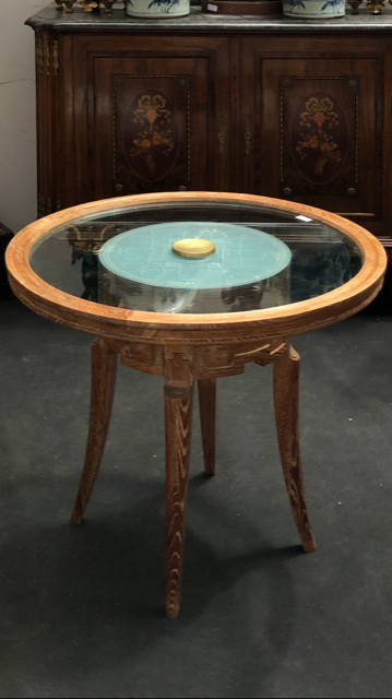 Etched Glass Special Round Table, Round Table Special