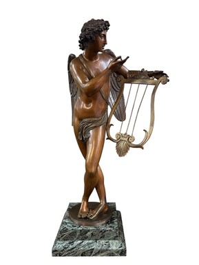 Large 19th century bronze ‘angel with lyre’ sculpture. Decorative sculpture representing an angel with a lyre on a coloured marble base. Marble base: 25 x 25 cm , 8 cm high. In good condition.