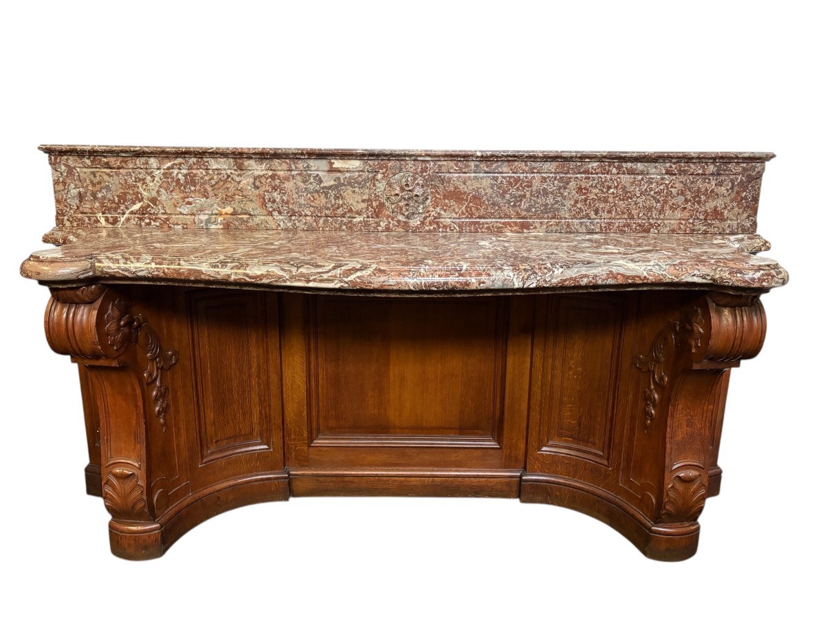 Large curved oak console table with beautiful marble top, 19th century. High-quality oak console table/wall unit, finely carved, with a magnificent 7 cm thick ‘Rouge Griotte’ marble top. Dimension: Width: 230 cm