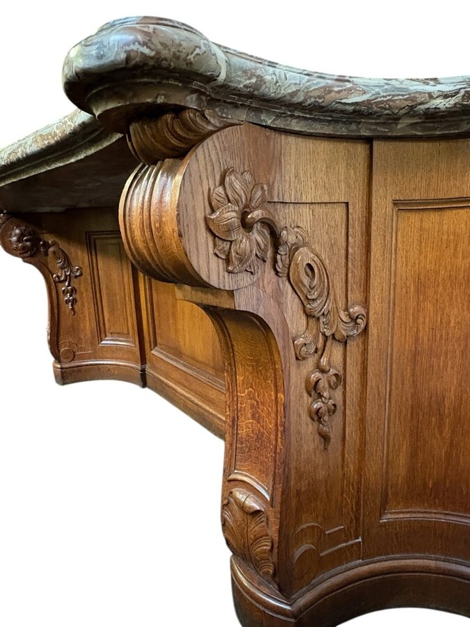 Large curved oak console table with beautiful marble top, 19th century. High-quality oak console table/wall unit, finely carved, with a magnificent 7 cm thick ‘Rouge Griotte’ marble top. Dimension: Width: 230 cm