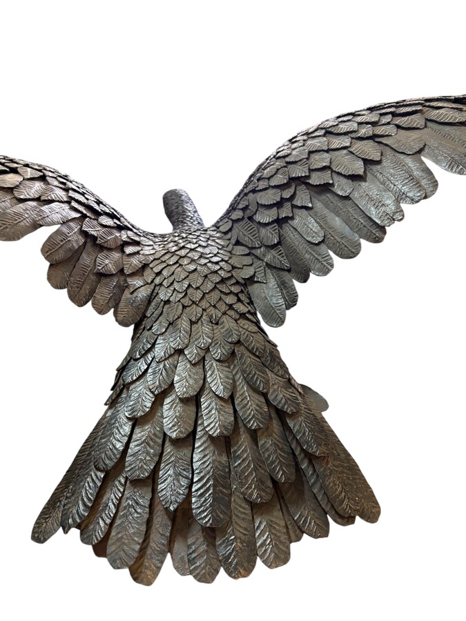 Large eagle on a rock and wrought-iron pedestal, 19thC. A superb eagle with exquisite detailing, made entirely of wrought iron, perched on a rock and mounted on a beautifully crafted pedestal, also in wrought iron. A very fine 19th-century wrought i