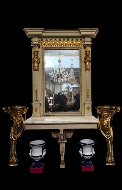 Large Empire console table with mirror, 1800–1820 (282.5 cm) Large console table with an original Empire-period mirror The console table and mirror are made of painted wood, adorned with caryatids, gilded woodwork and decorative elements.