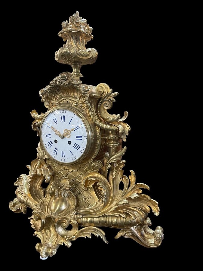 Large French mantel clock 
