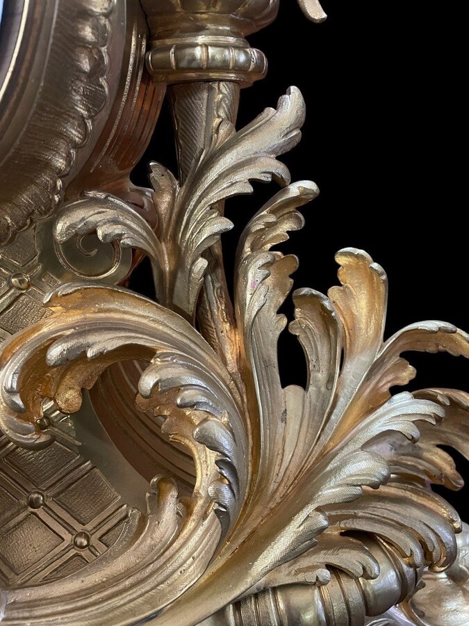 Large French mantel clock 