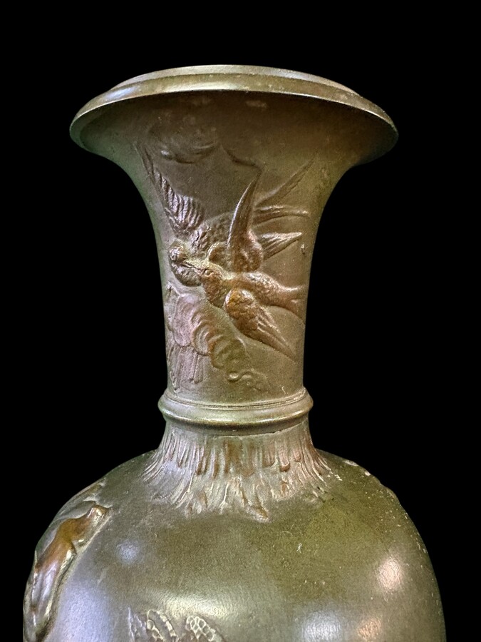 Pair of Art Nouveau decorative bronze vases, 1890–1900 Beautiful decorative vases with fine detailing in patinated bronze, depicting flowers, plants, birds, dragonflies, butterflies, lizards, etc. Signed “De Wever” 
