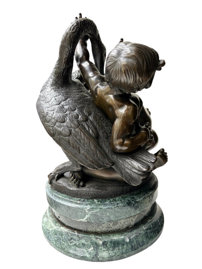 Pair of bronze sculptures ‘putti with swan’ after Clodion, 19th century Attractive pair of decorative bronze sculptures mounted on a marble base. Both sculptures are signed Clodion / Cresson éditeur.