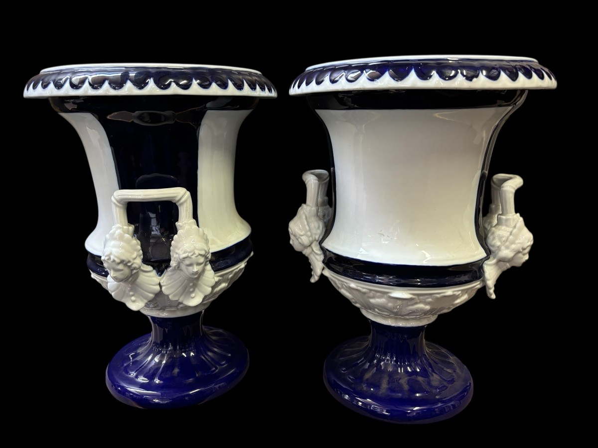Pair of large Medici porcelain vases (45 cm) Decorative Medici vases in blue/white coloured porcelain from the middle of the 20th century with the following dimensions: Height: 45 cm Top diameter: 33 cm Diameter of foot: 22 cm Both in good condition.