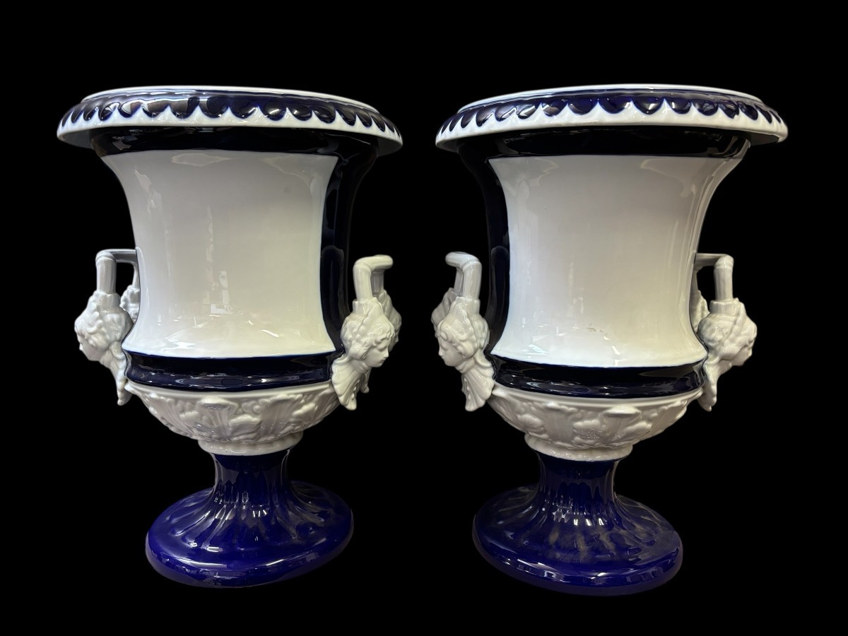 Pair of large Medici porcelain vases (45 cm) Decorative Medici vases in blue/white coloured porcelain from the middle of the 20th century with the following dimensions: Height: 45 cm Top diameter: 33 cm Diameter of foot: 22 cm Both in good condition.
