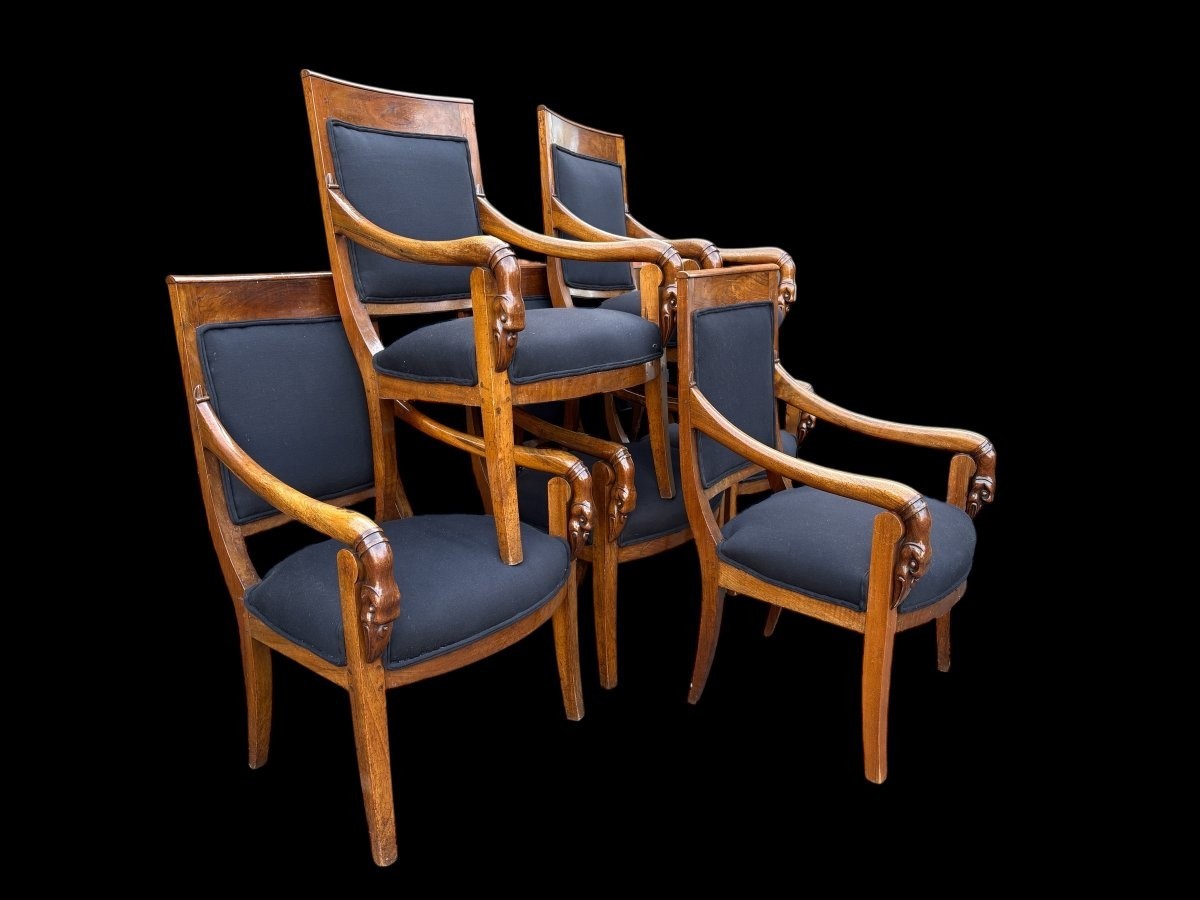 Set of 6 Charles X armchairs, 19th century Beautiful set of fruitwood armchairs decorated with swan-neck armrests. The armchairs have recently been reupholstered in black fabric and are therefore in very good condition.