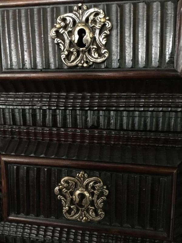 Speciale Portuguese cabinet ,18th Century.Walnut / ebony. Furniture consists of 2 parts with 10 drawers. Width: 1.16 Height: 1.57 Depth: 0.54