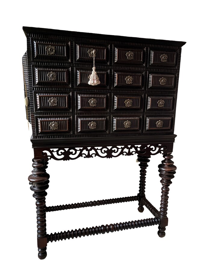 Speciale Portuguese cabinet ,18th Century.Walnut / ebony. Furniture consists of 2 parts with 10 drawers. Width: 1.16 Height: 1.57 Depth: 0.54